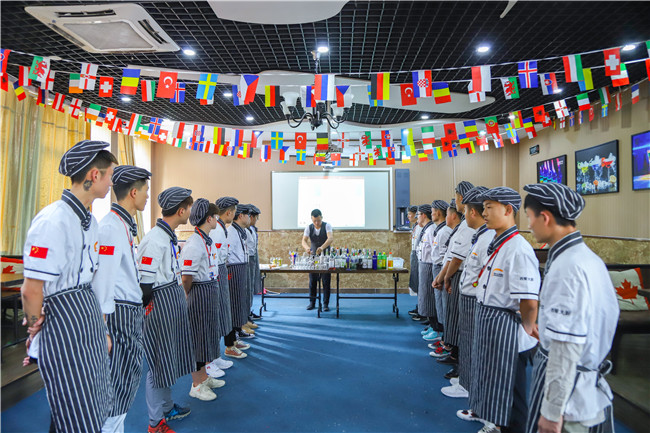 学西点、学烘焙、学厨师需要多长时间？