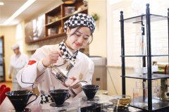 <b>什么专业适合女生学，女生学什么技术发展前景</b>