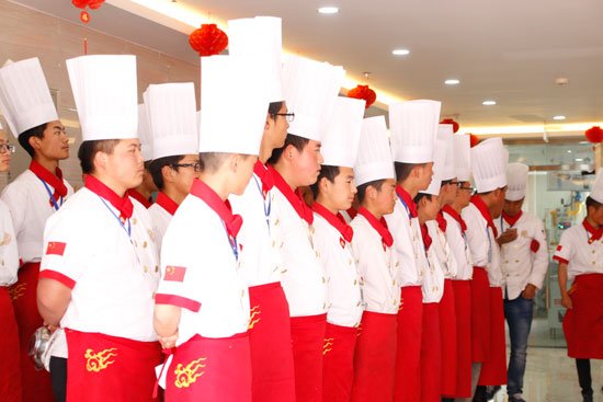 青海新东方烹饪学校-高薪职业-热门职业