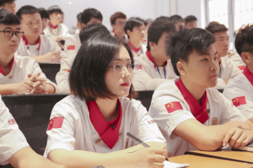 初中成绩不好学什么