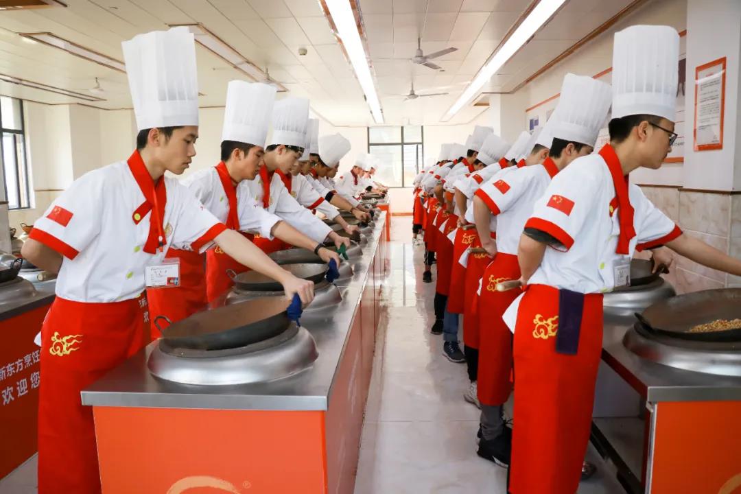 宜宾新东方烹饪学校图片